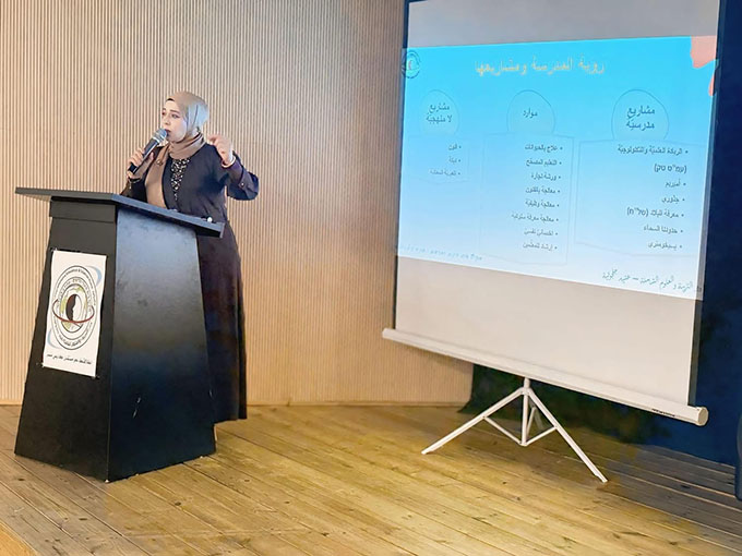 اجتماع أولياء أمور الطلبة في اعدادية دار التربية والعلوم في جلجولية